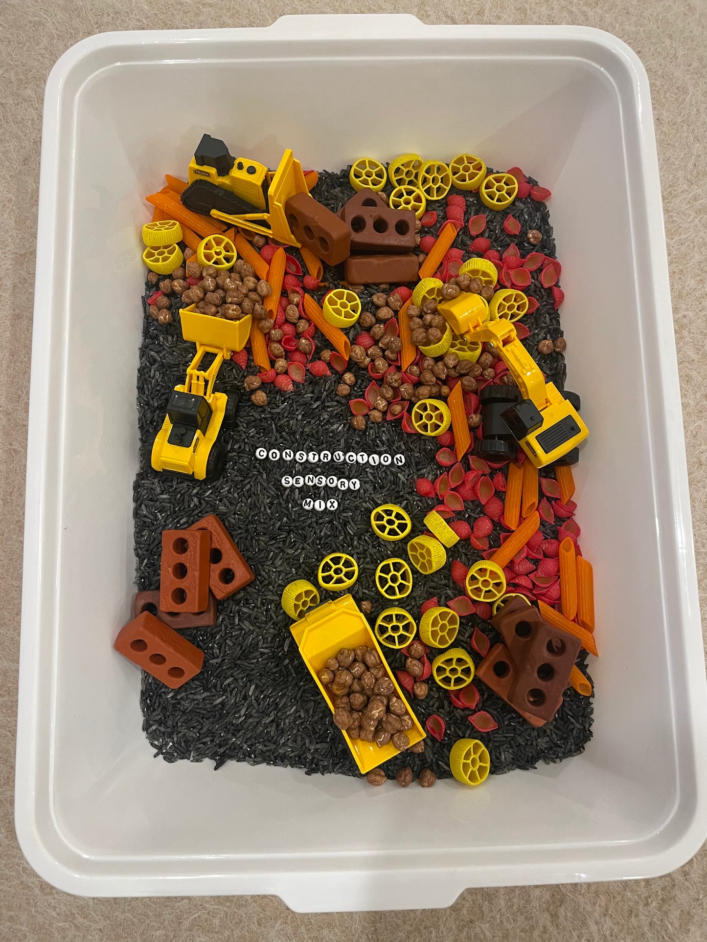 Construction Sensory Mix